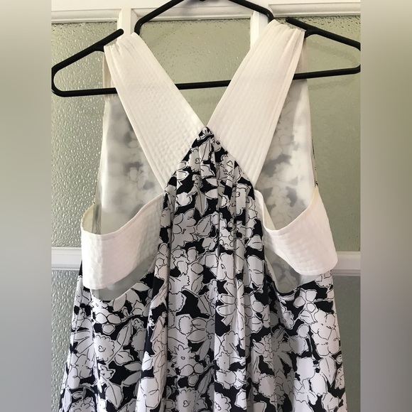 Club Monaco Silk Floral Cut Out Dress - Picture 5 of 6